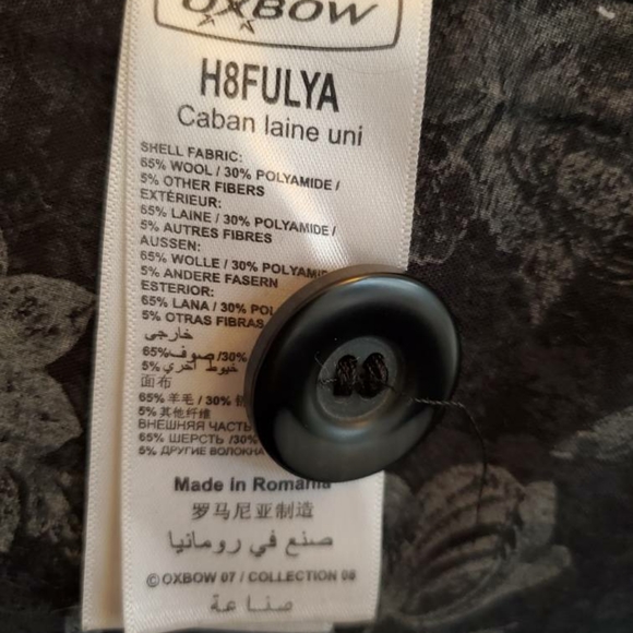 Vibrant red outerwear coat - Picture 6 of 8